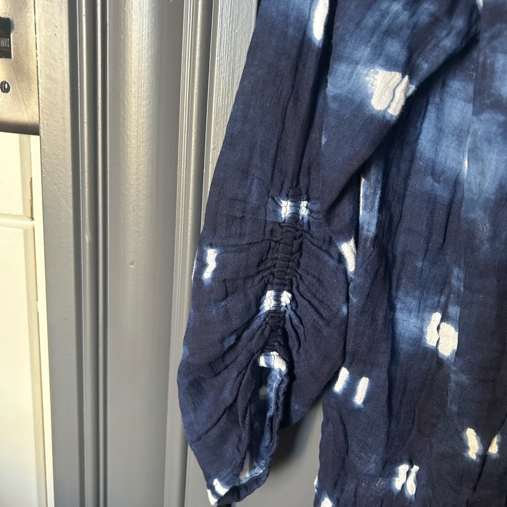 Ivy Jane Navy Tie-Dye Blouse - Picture 4 of 4